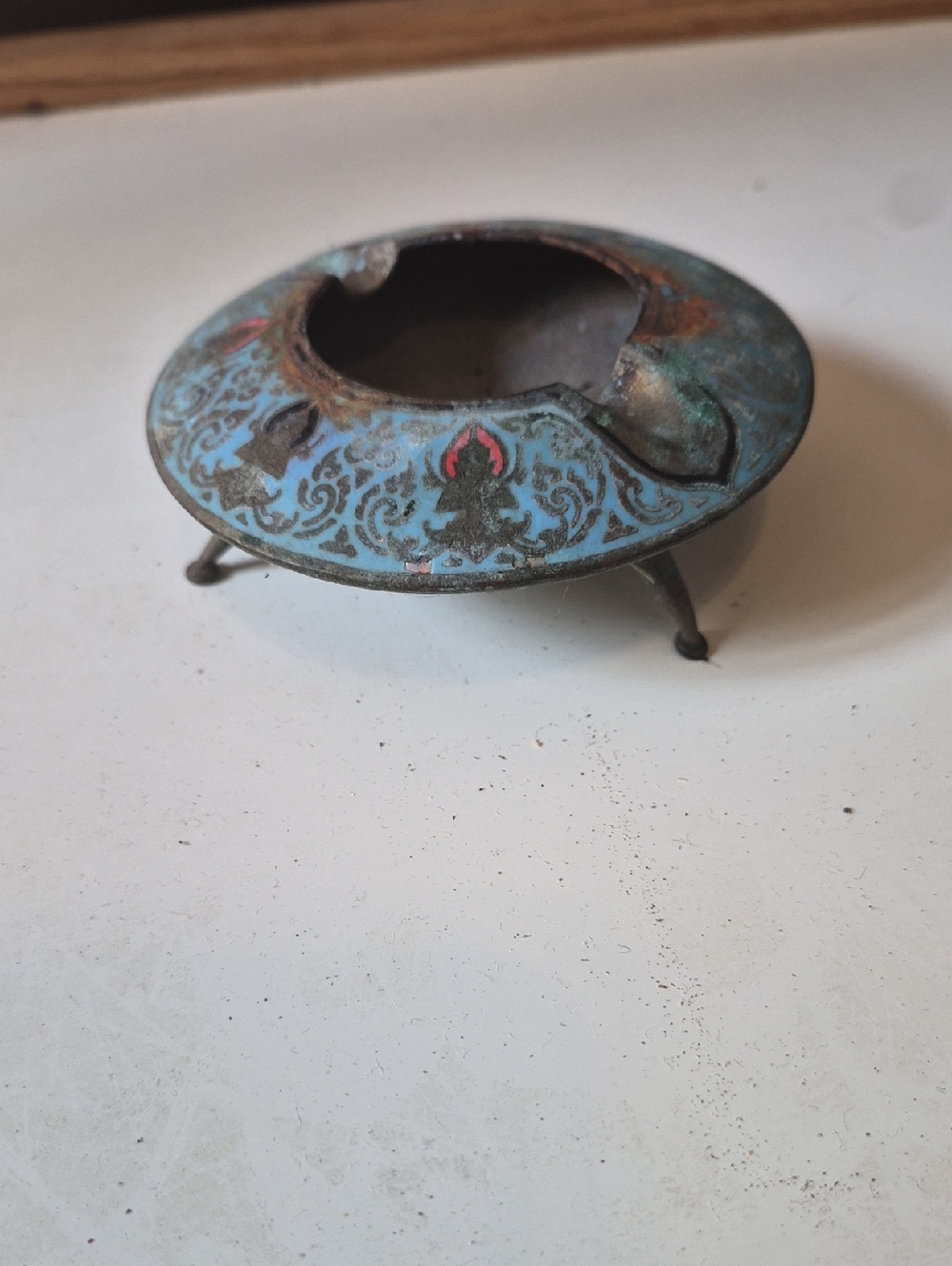 Vintage Copper Decorative Ashtray With Blue Enamel And Naturel Patuna